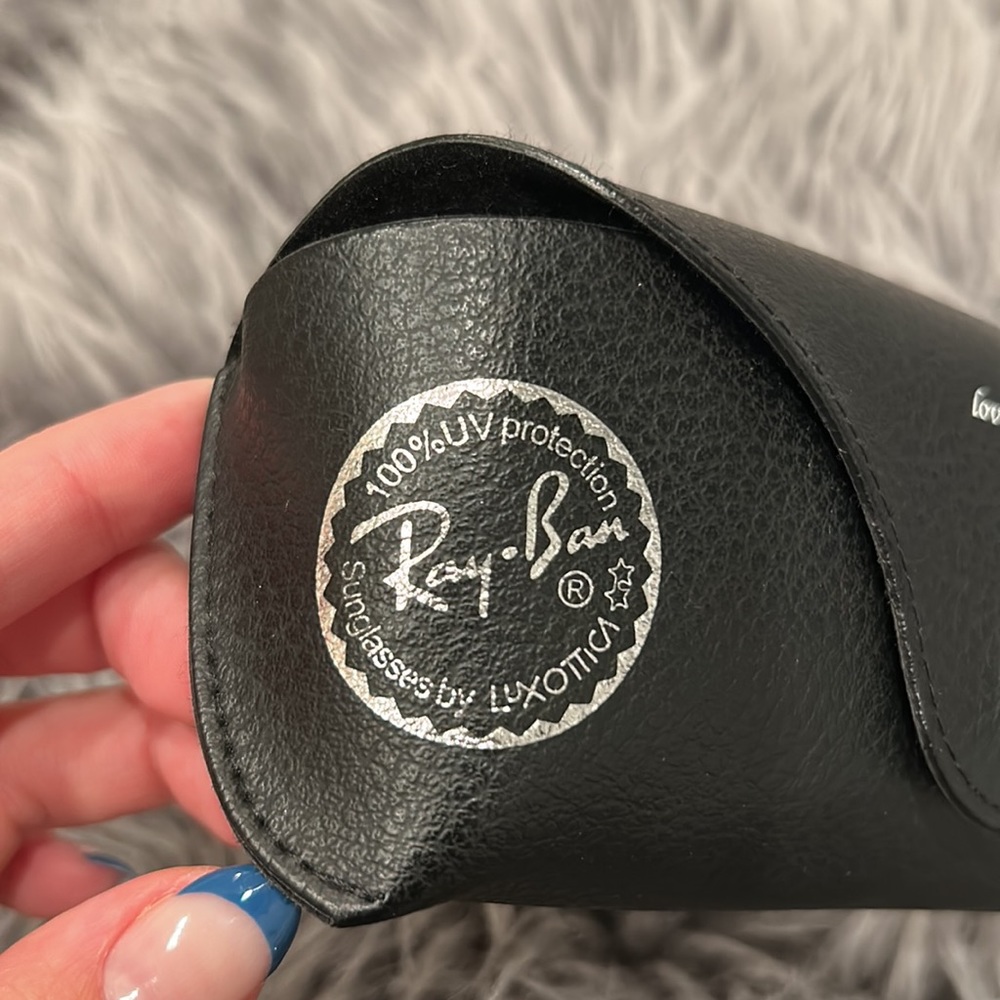 Authentic Ray-Ban Case - Picture 3 of 5